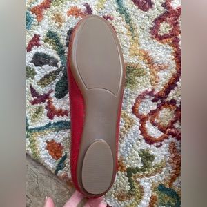 Lovely red Vaneli flats! Size 6.5